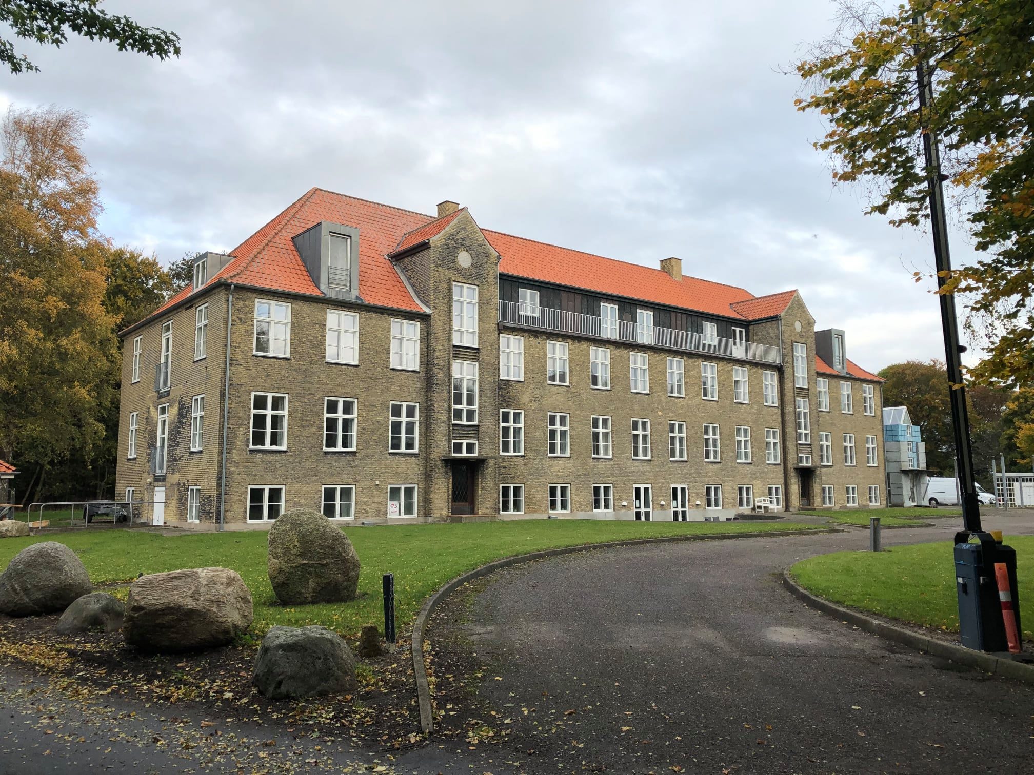 AVNØ Højskole