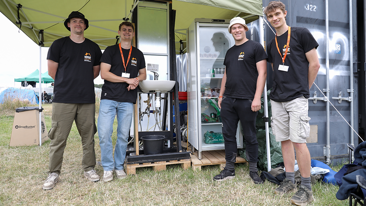 Studerende gør Roskilde Festival grøn med en varmepumpe