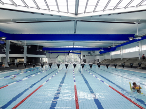 I WaterMarc Acquatic Centre, Greensborough, Australien, er tekstilkanalerne tÃ¦nkt ind fra starten og man brugte farver til at lege med kanalerne i samspil med vandrutchebaaner og Ã¸vrige designelementer.